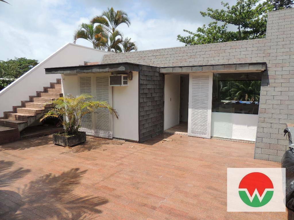 Casa à venda com 4 quartos, 300m² - Foto 14