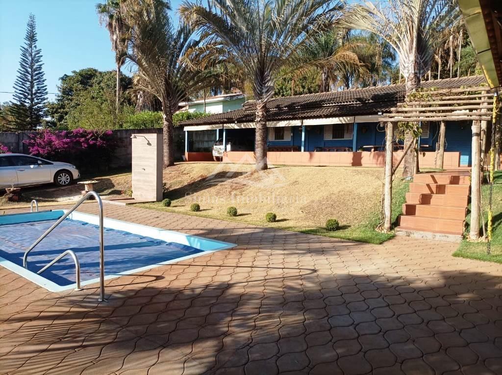 Chácara à venda com 3 quartos, 1800m² - Foto 9