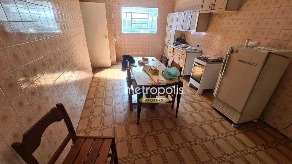 Casa à venda com 4 quartos, 179m² - Foto 4