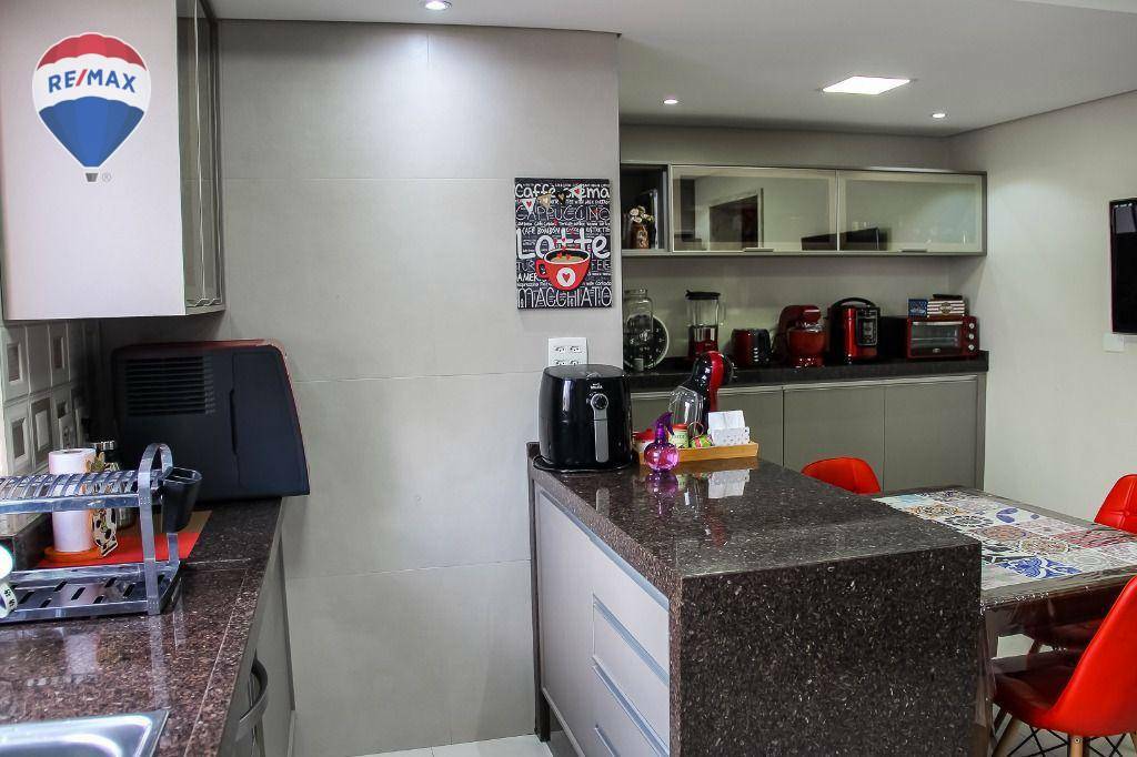 Apartamento à venda com 3 quartos, 180m² - Foto 48