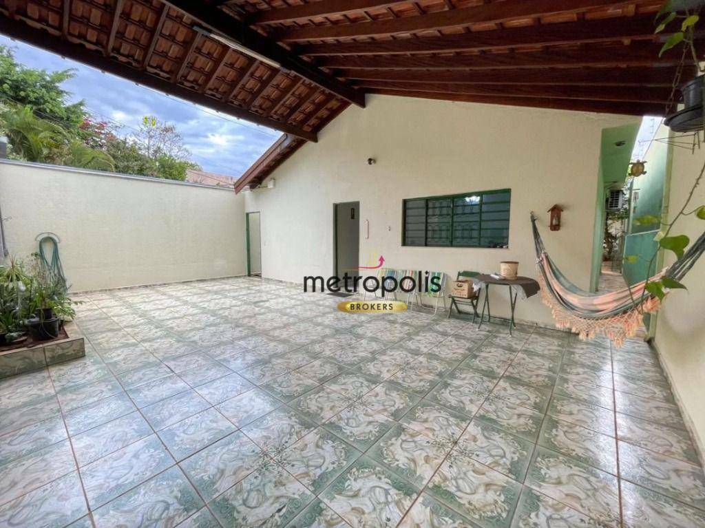 Casa, 3 quartos, 157 m² - Foto 2