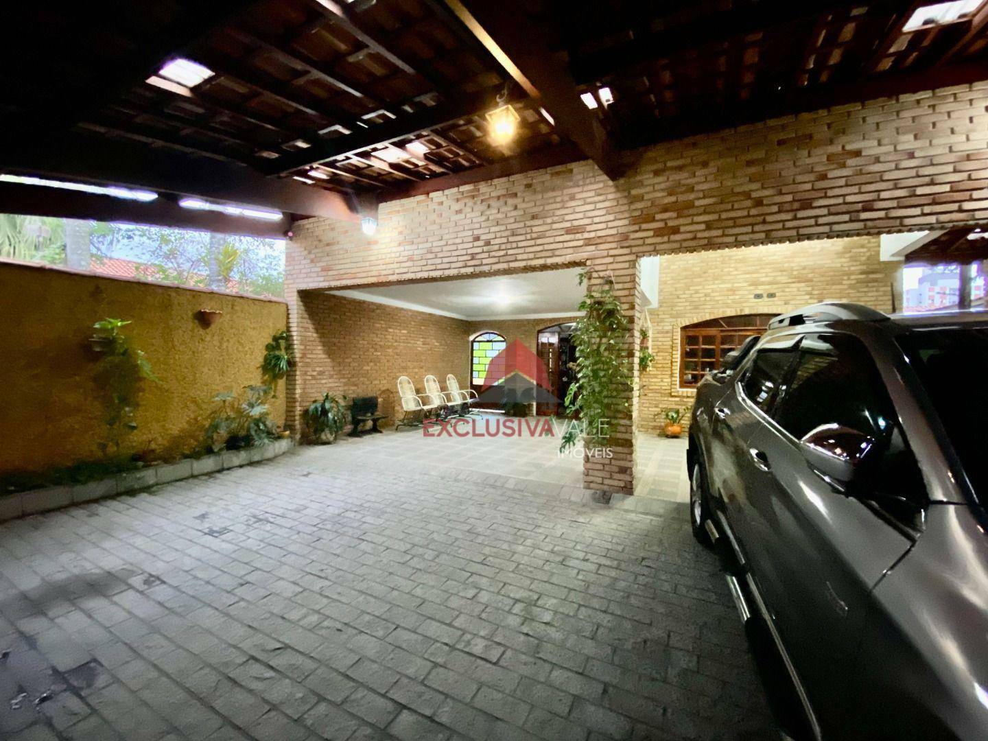 Casa à venda com 4 quartos, 326m² - Foto 33