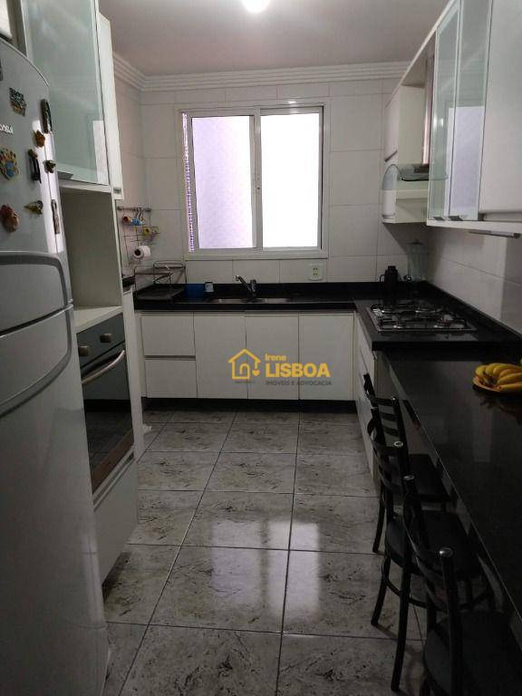 Apartamento para alugar com 3 quartos, 82m² - Foto 1