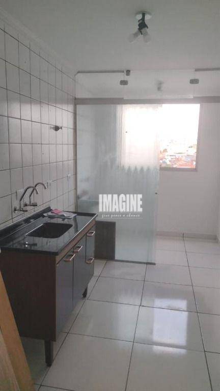 Apartamento à venda com 2 quartos, 57m² - Foto 4