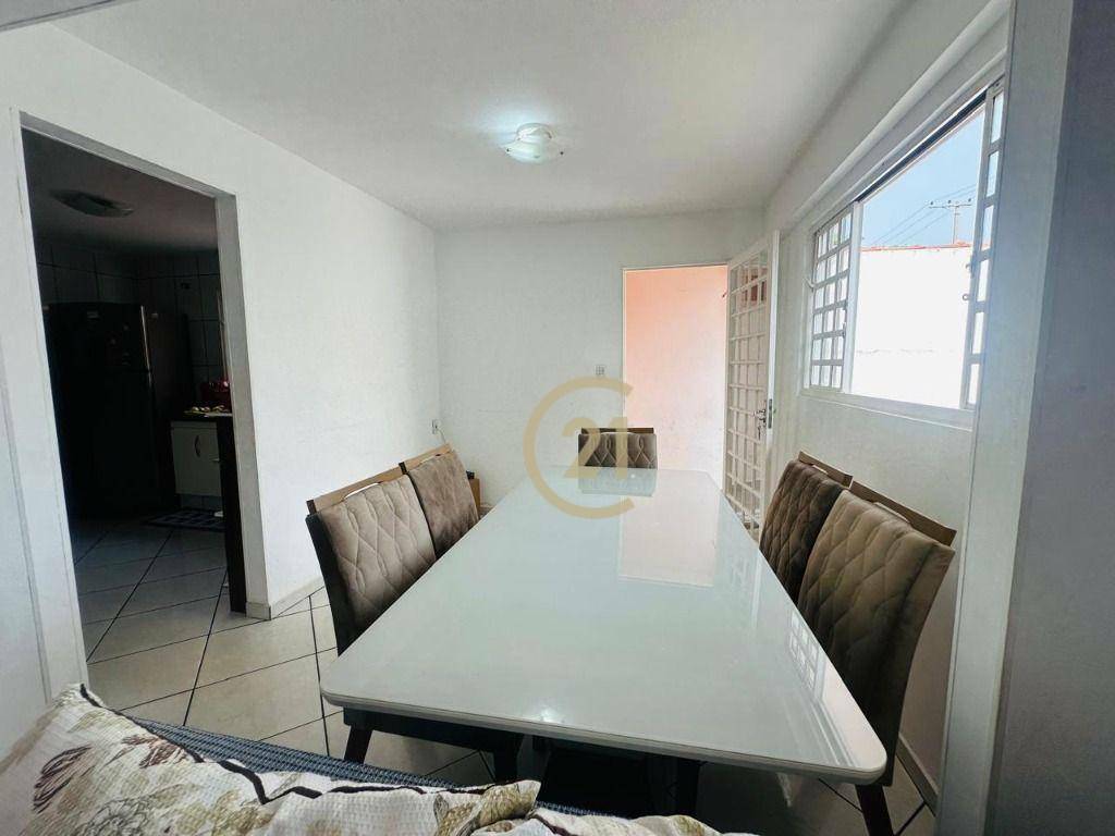 Casa à venda com 3 quartos, 122m² - Foto 4