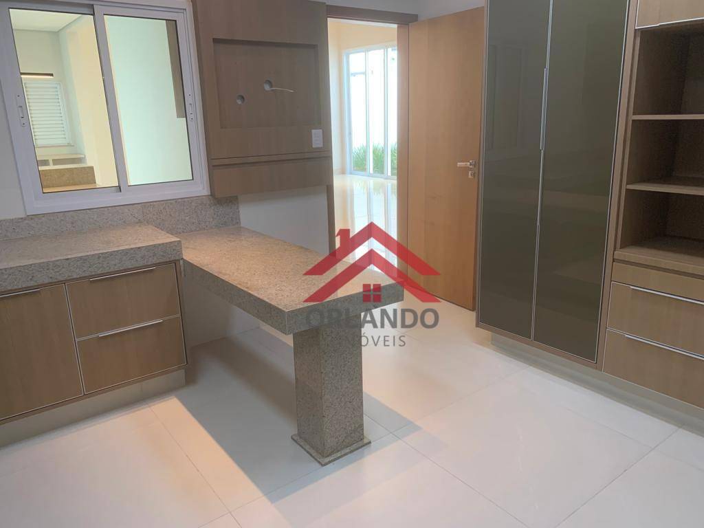 Casa de Condomínio à venda com 4 quartos, 240m² - Foto 4