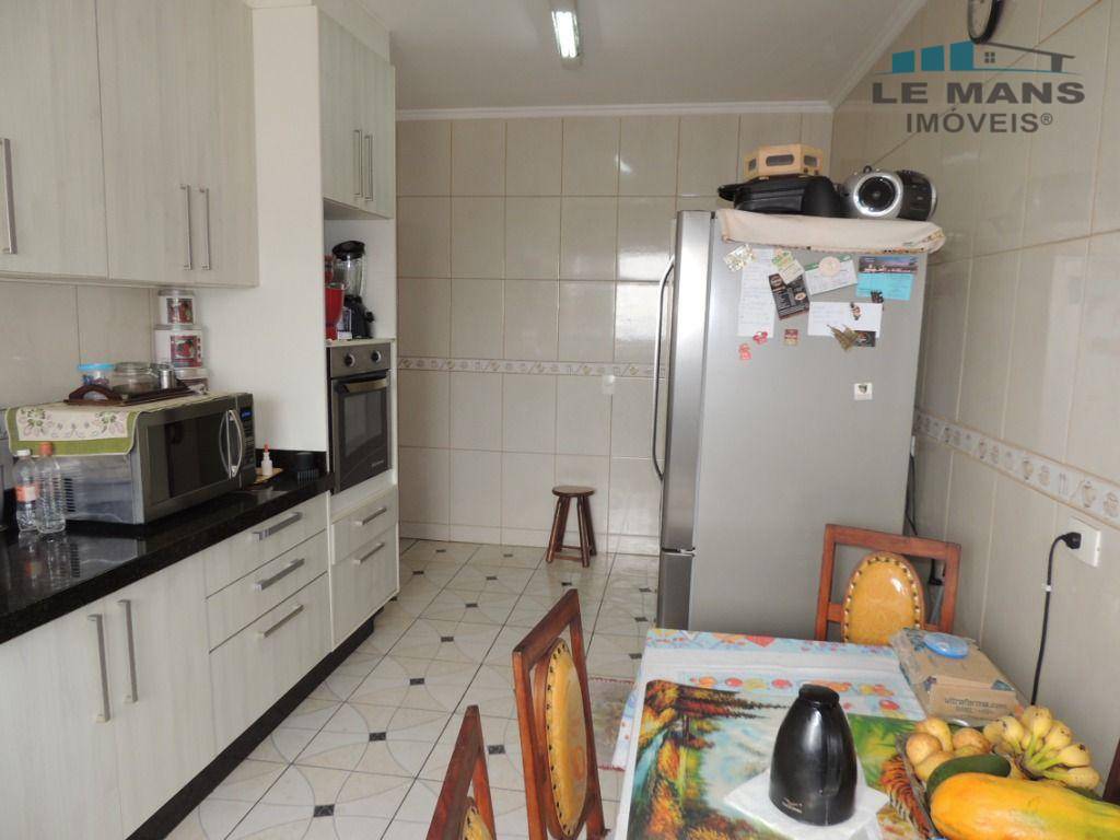 Apartamento à venda com 3 quartos, 112m² - Foto 15