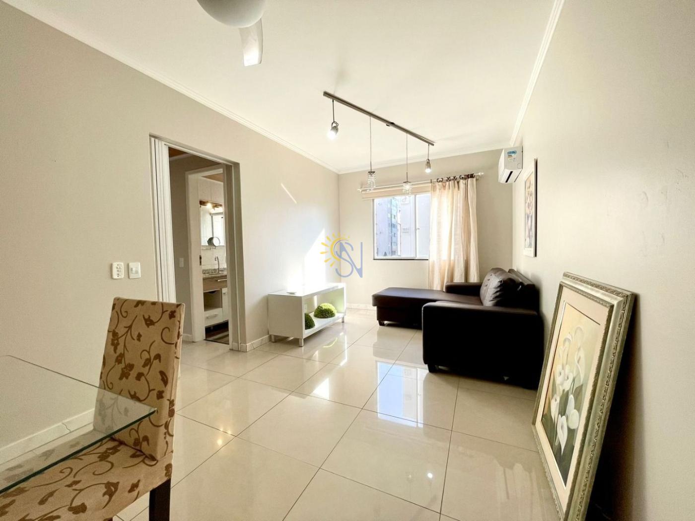 Apartamento à venda com 2 quartos, 65m² - Foto 2