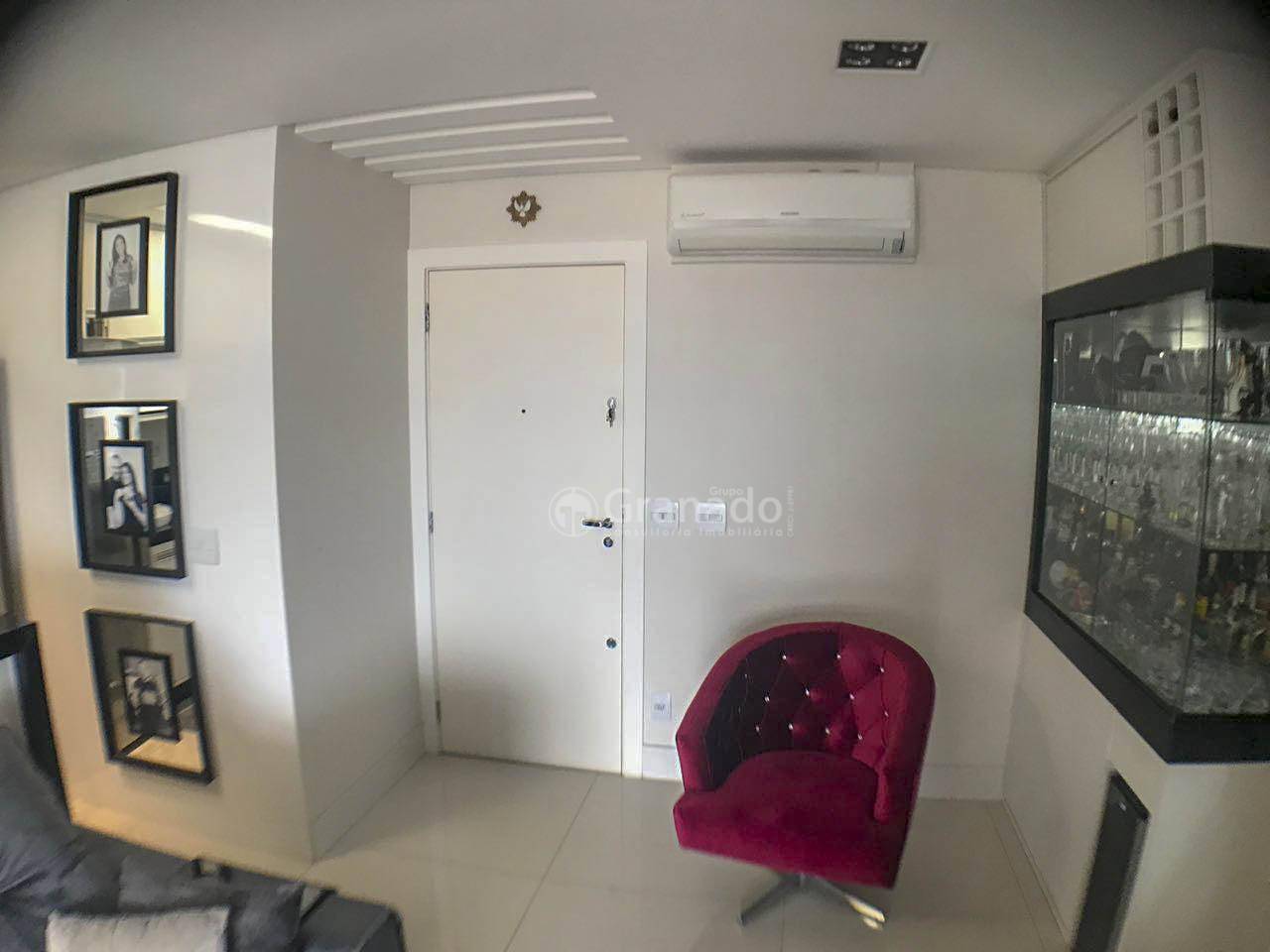 Apartamento à venda com 2 quartos, 67m² - Foto 11