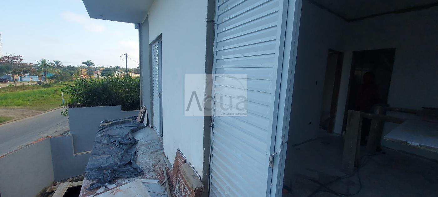 Casa à venda com 2 quartos, 120m² - Foto 18