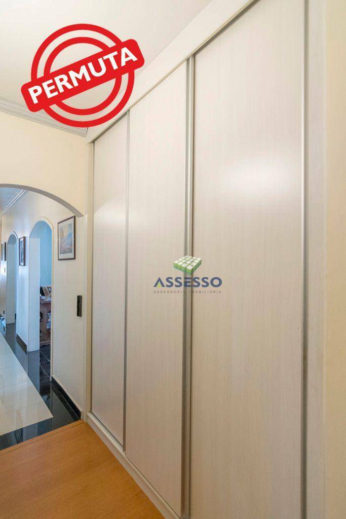 Casa à venda com 4 quartos, 510m² - Foto 30