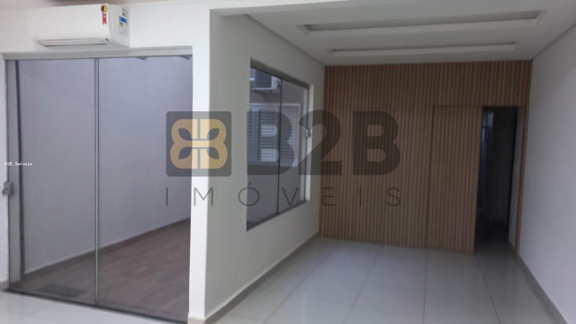 Casa à venda com 3 quartos, 250m² - Foto 37