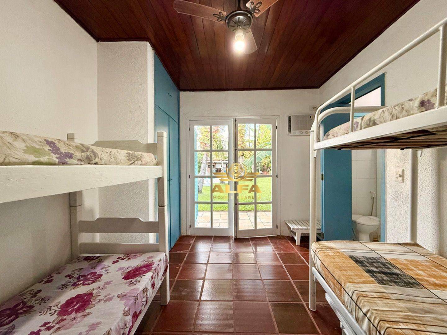 Casa à venda com 6 quartos, 311m² - Foto 48