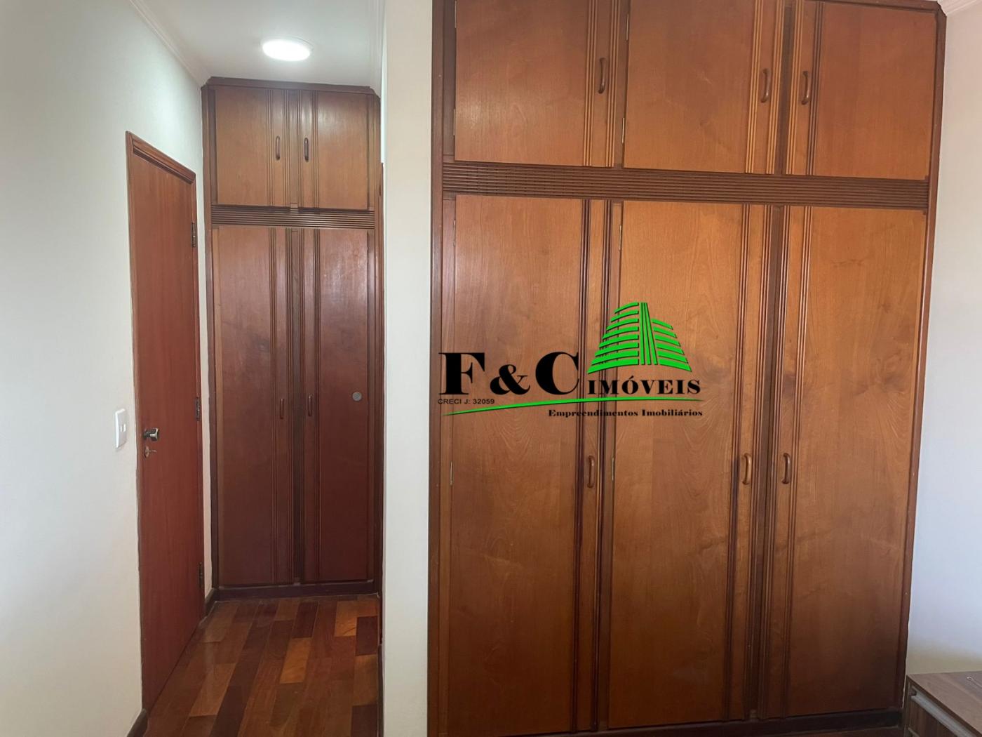 Apartamento à venda com 3 quartos - Foto 12