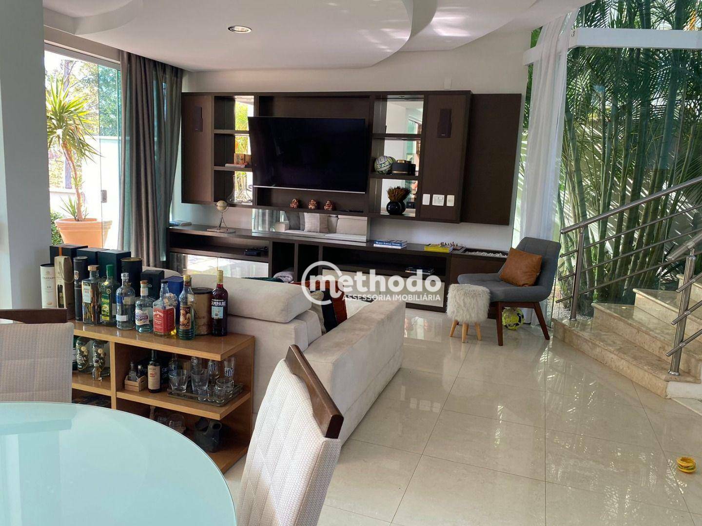 Casa de Condomínio à venda com 4 quartos, 350m² - Foto 10