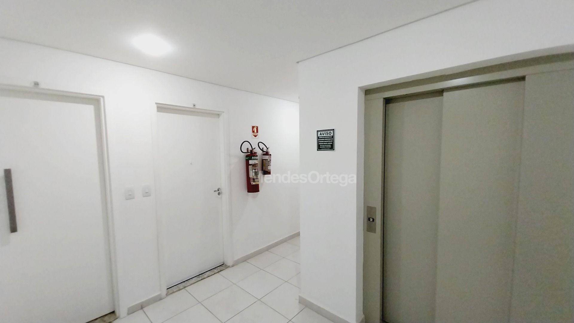 Apartamento à venda com 2 quartos, 66m² - Foto 5