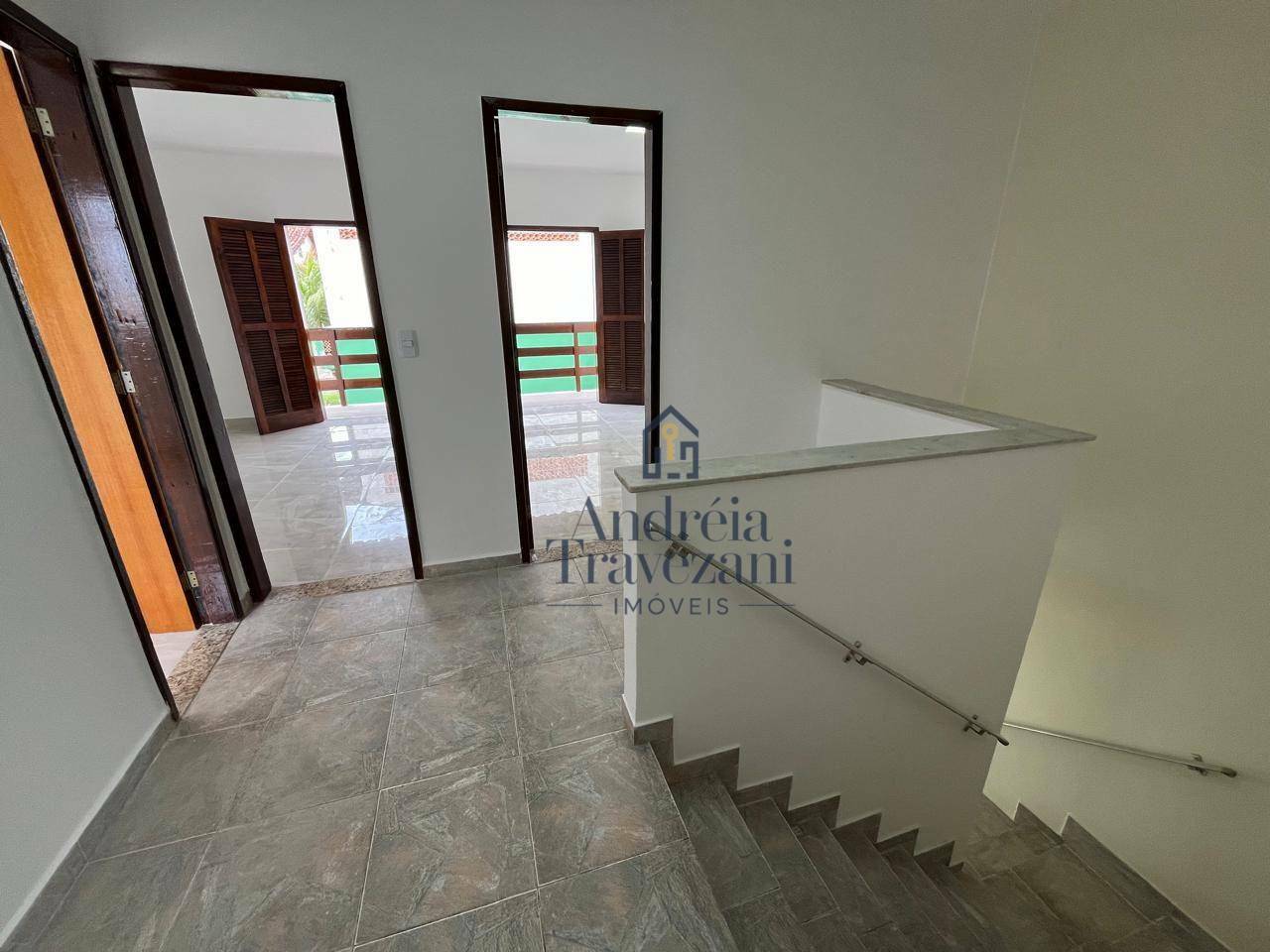 Casa à venda com 3 quartos, 106m² - Foto 4