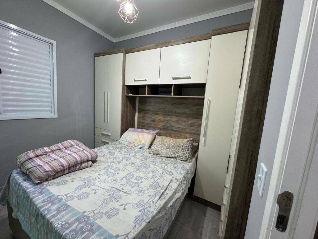 Casa à venda com 2 quartos, 50m² - Foto 5