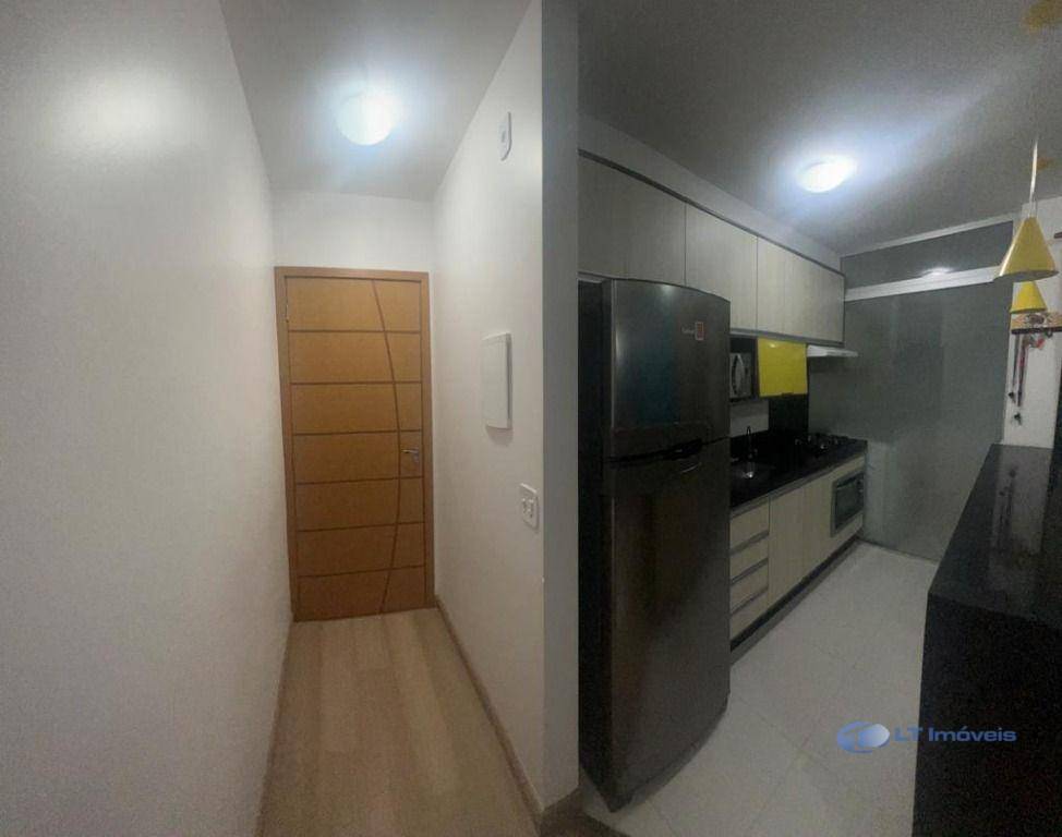 Apartamento à venda com 2 quartos, 63m² - Foto 6