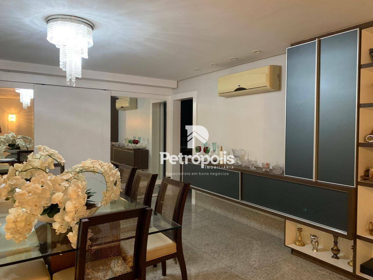 Apartamento à venda e aluguel com 3 quartos, 231m² - Foto 5