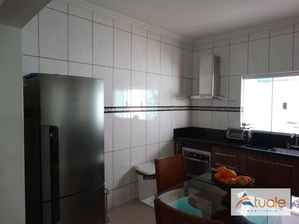 Casa à venda com 3 quartos, 200m² - Foto 8