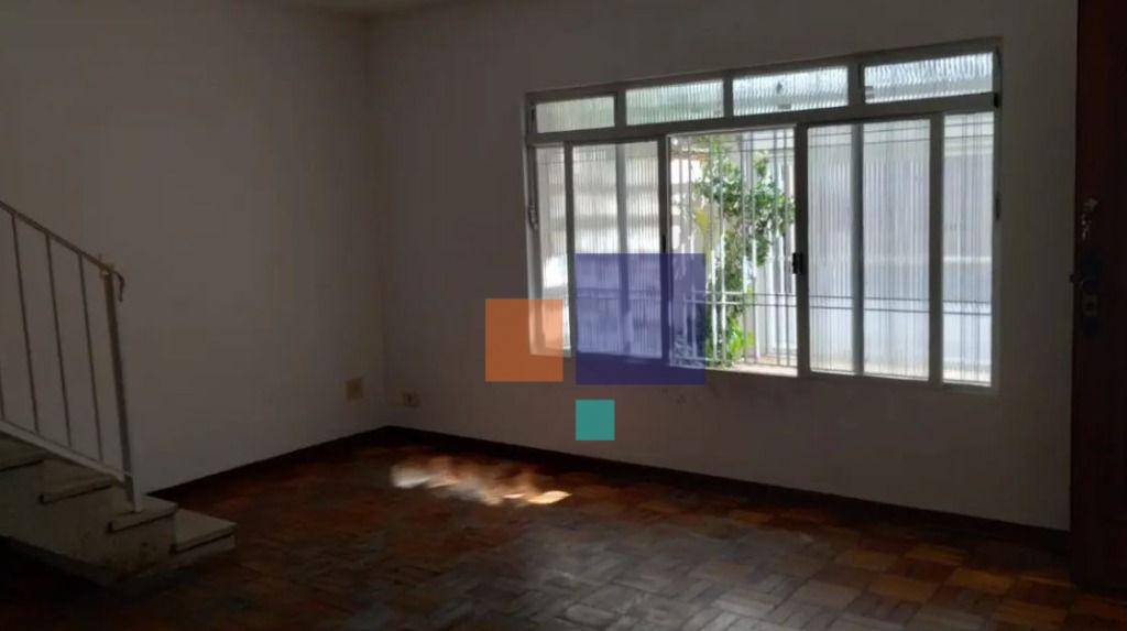 Casa para alugar com 5 quartos, 140m² - Foto 2