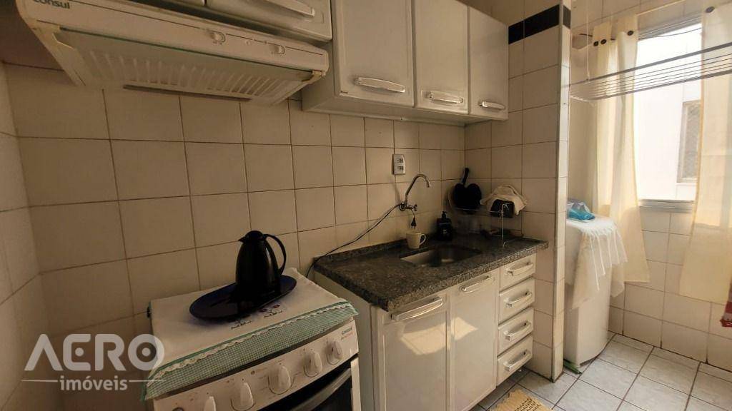 Apartamento à venda com 2 quartos, 47m² - Foto 11