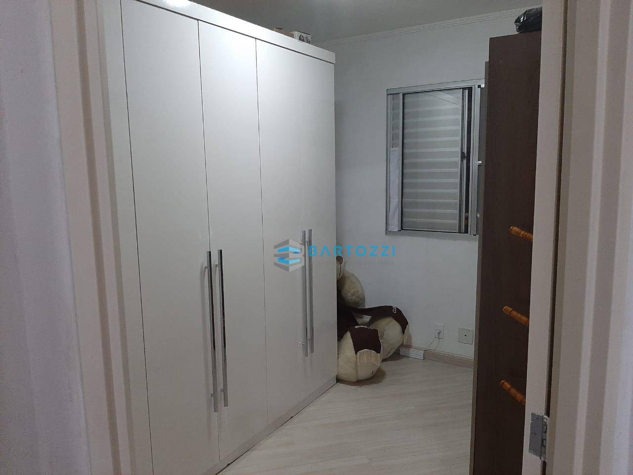 Apartamento à venda com 2 quartos, 50m² - Foto 15