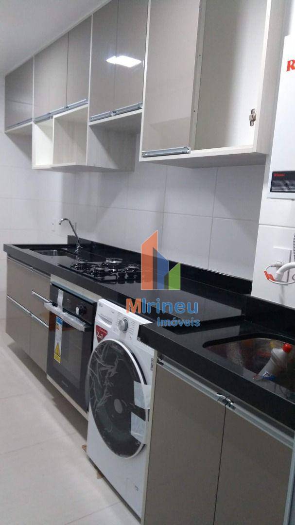 Apartamento à venda com 2 quartos, 55m² - Foto 2