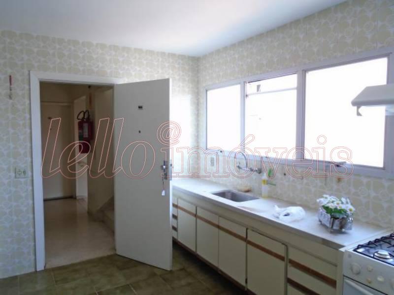 Apartamento para alugar com 4 quartos, 173m² - Foto 12