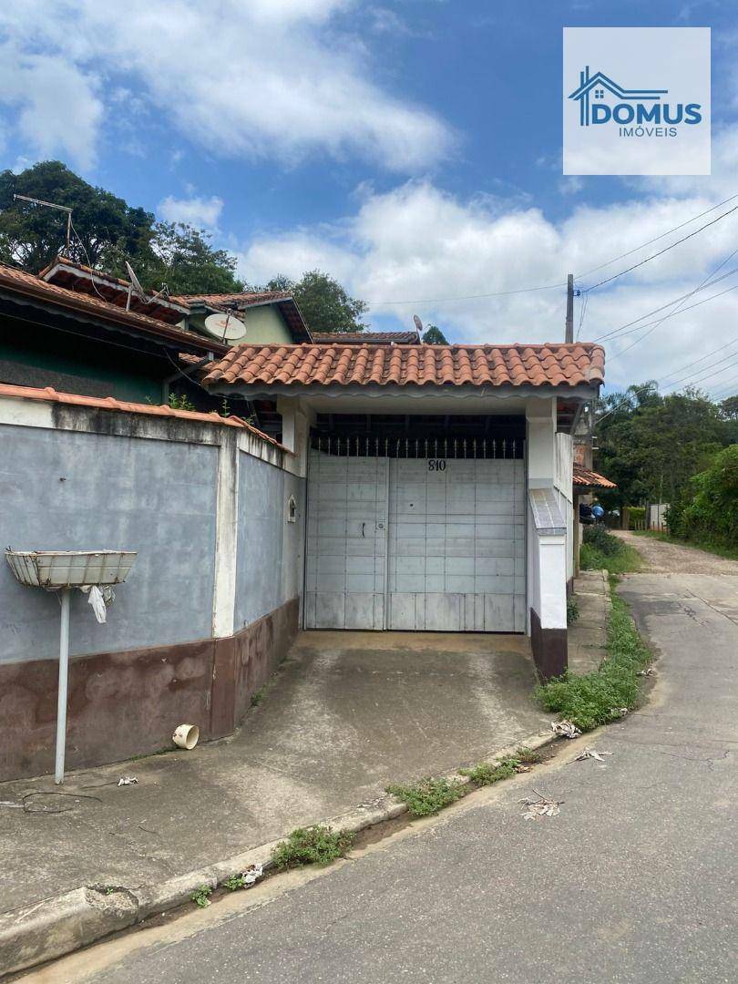 Casa para alugar com 2 quartos, 100m² - Foto 2