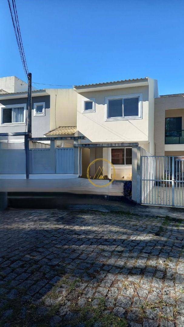 Casa à venda com 3 quartos, 128m² - Foto 2