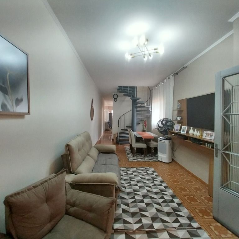 Sobrado, 3 quartos, 220 m² - Foto 1