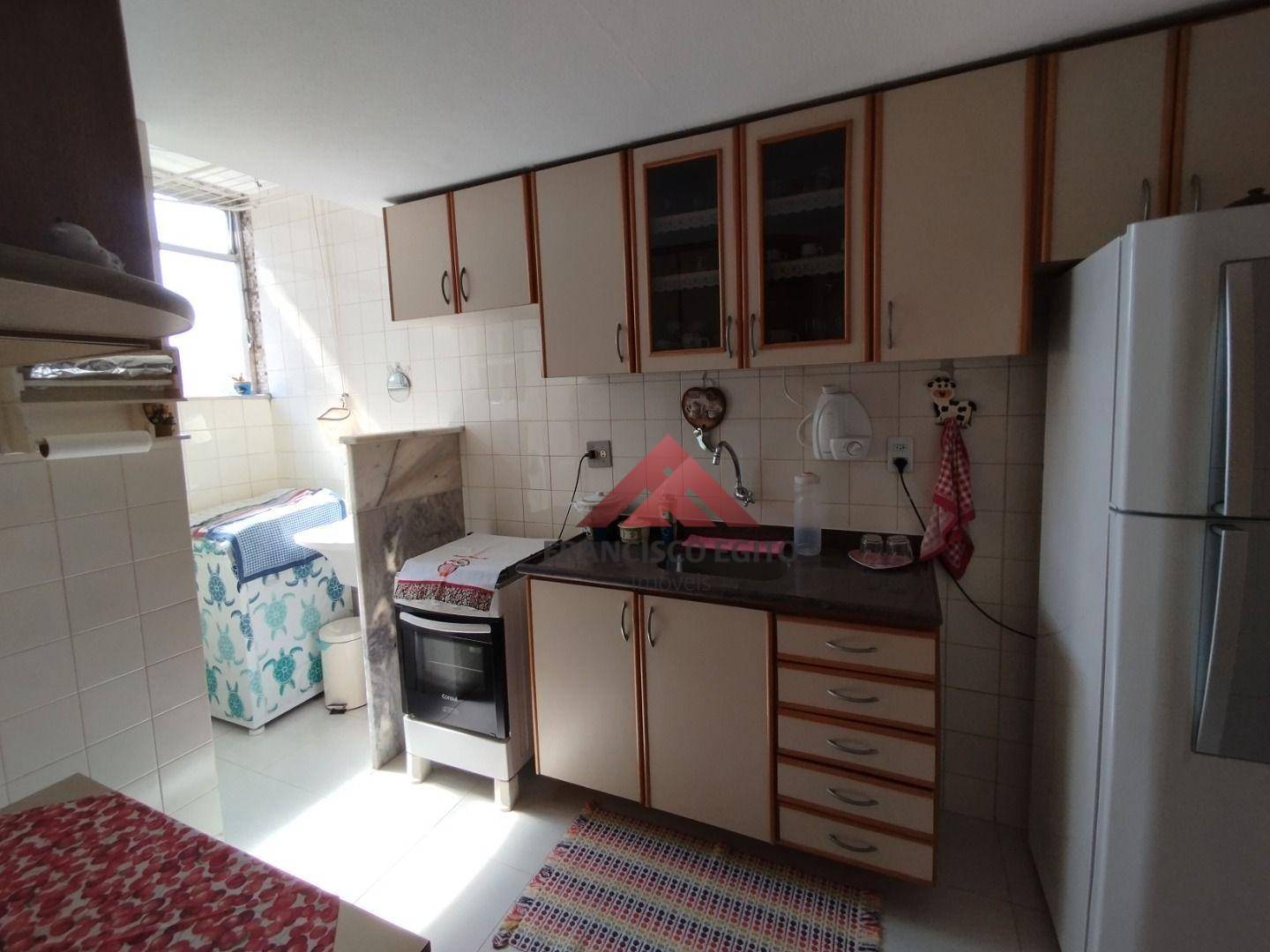 Apartamento à venda com 2 quartos, 85m² - Foto 13