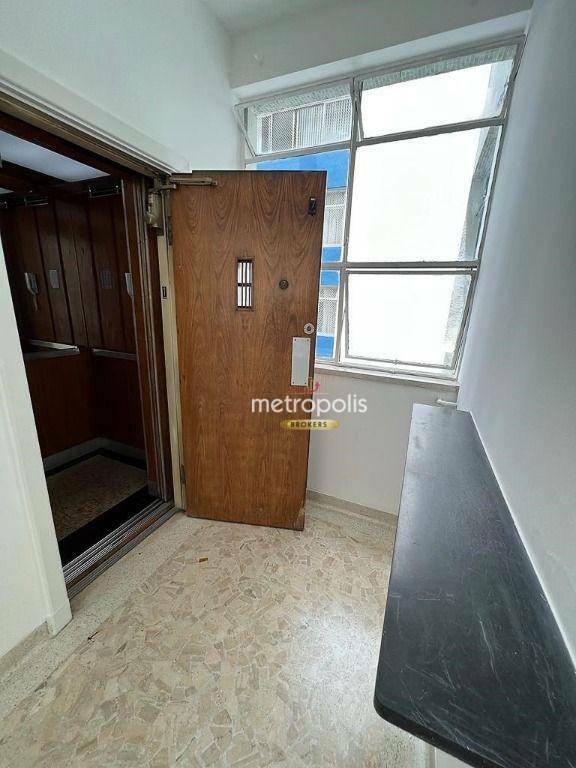 Apartamento à venda com 3 quartos, 160m² - Foto 2