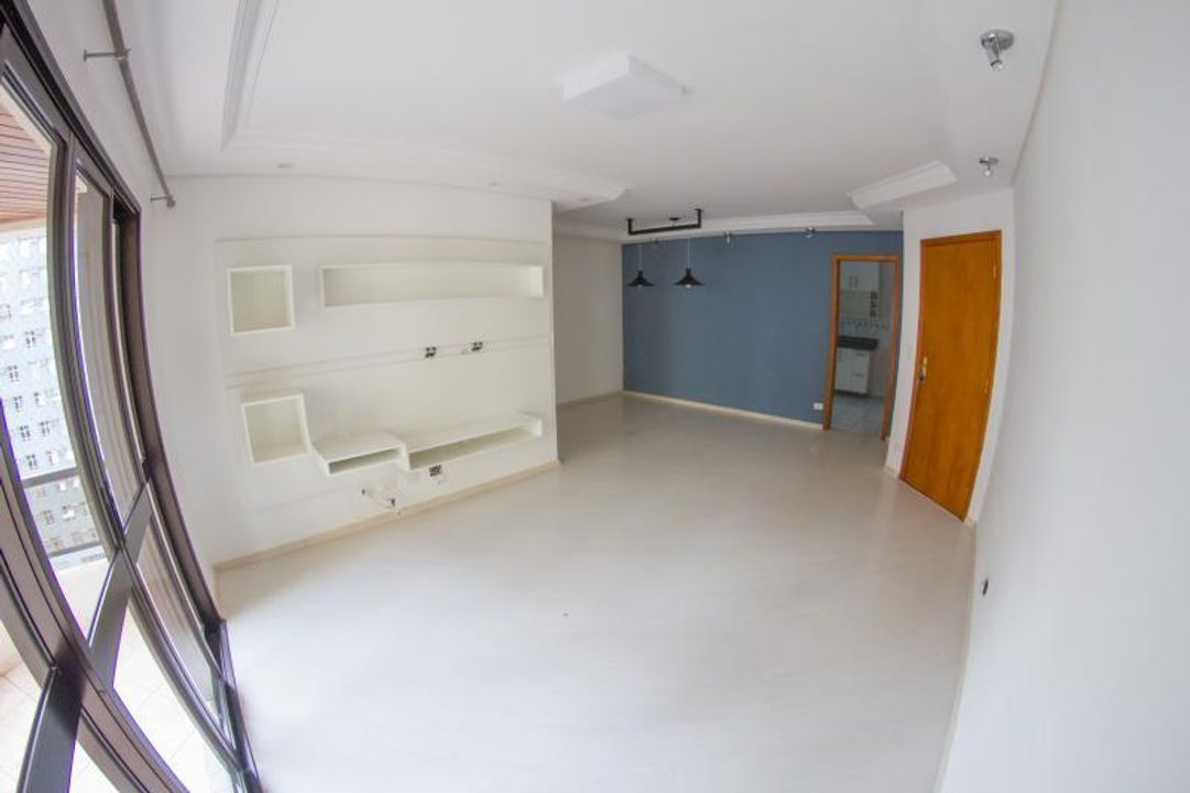 Apartamento à venda com 4 quartos, 140m² - Foto 4