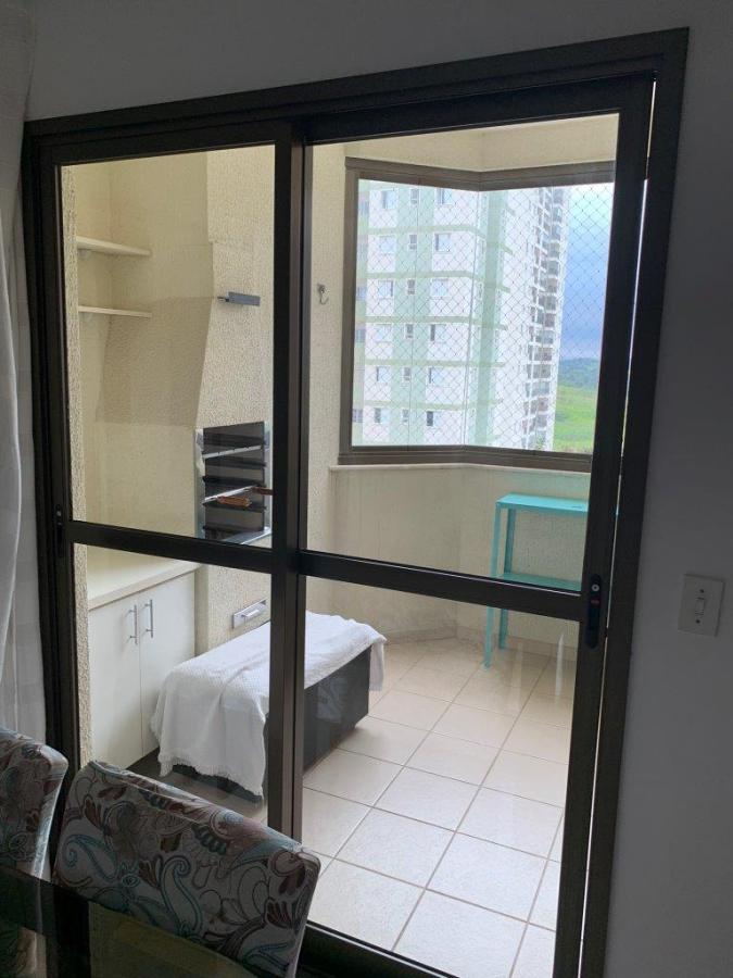 Apartamento para alugar com 3 quartos, 76m² - Foto 8