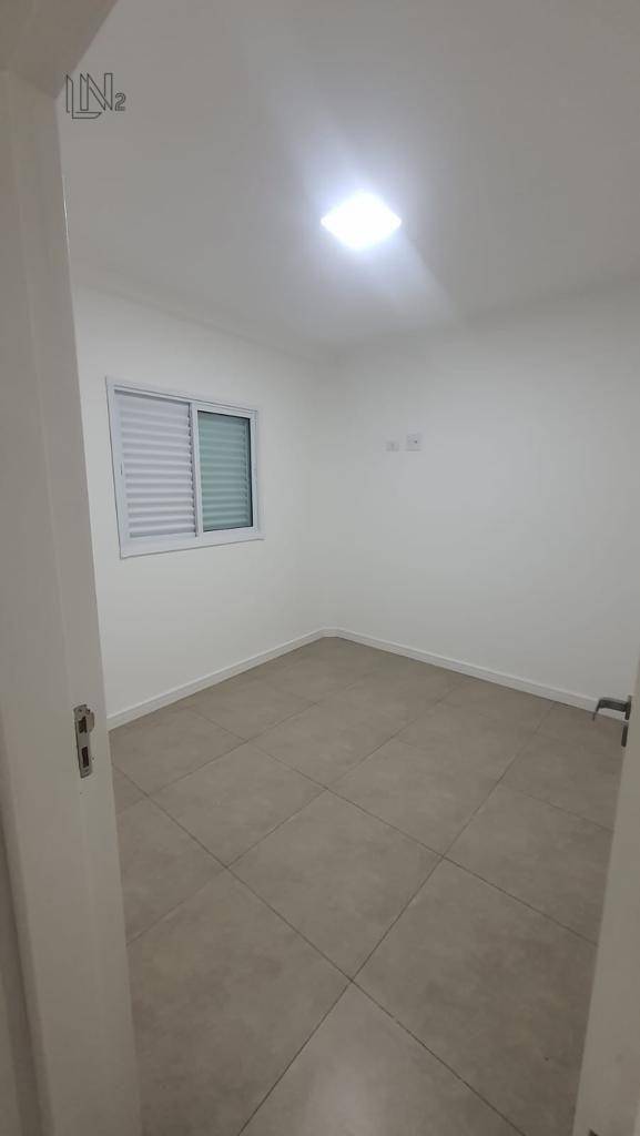 Apartamento à venda com 3 quartos, 76m² - Foto 12