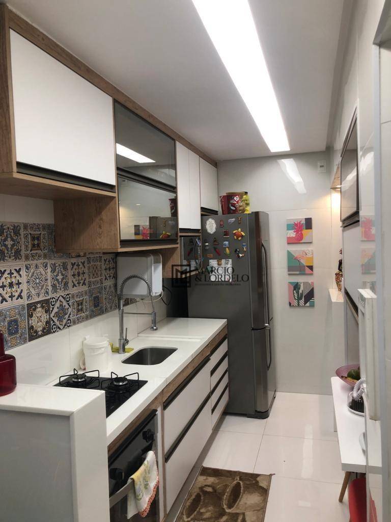 Apartamento à venda com 3 quartos, 80m² - Foto 12