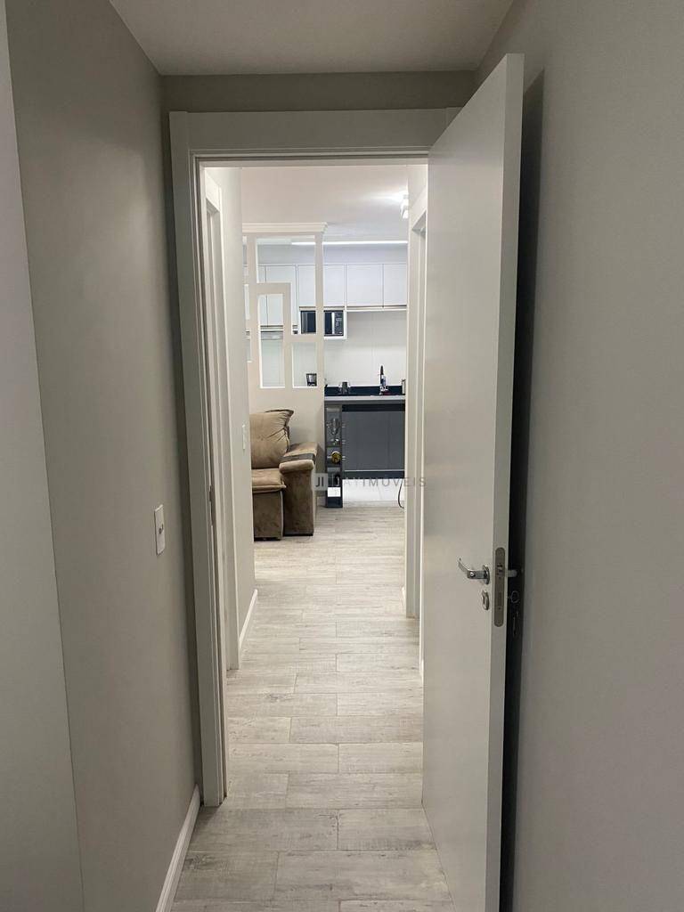 Apartamento à venda com 2 quartos, 43m² - Foto 5