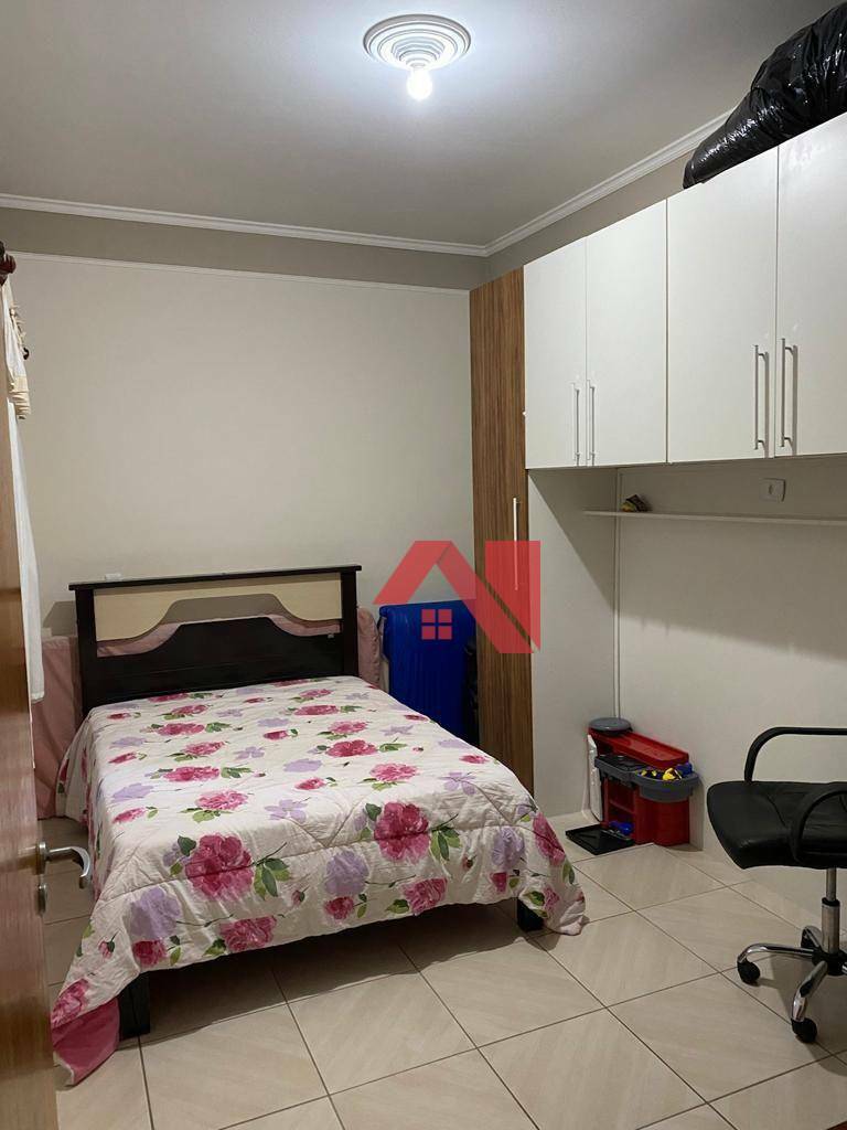 Casa à venda com 4 quartos, 204m² - Foto 14