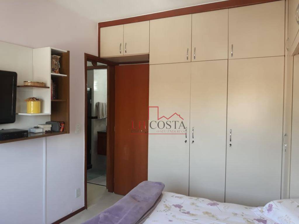 Apartamento à venda com 2 quartos, 80m² - Foto 13