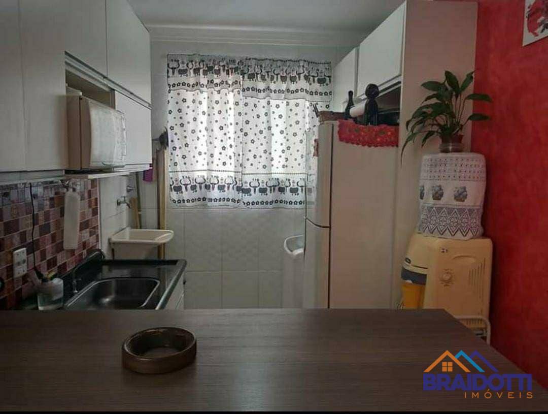 Apartamento à venda com 2 quartos, 47m² - Foto 6