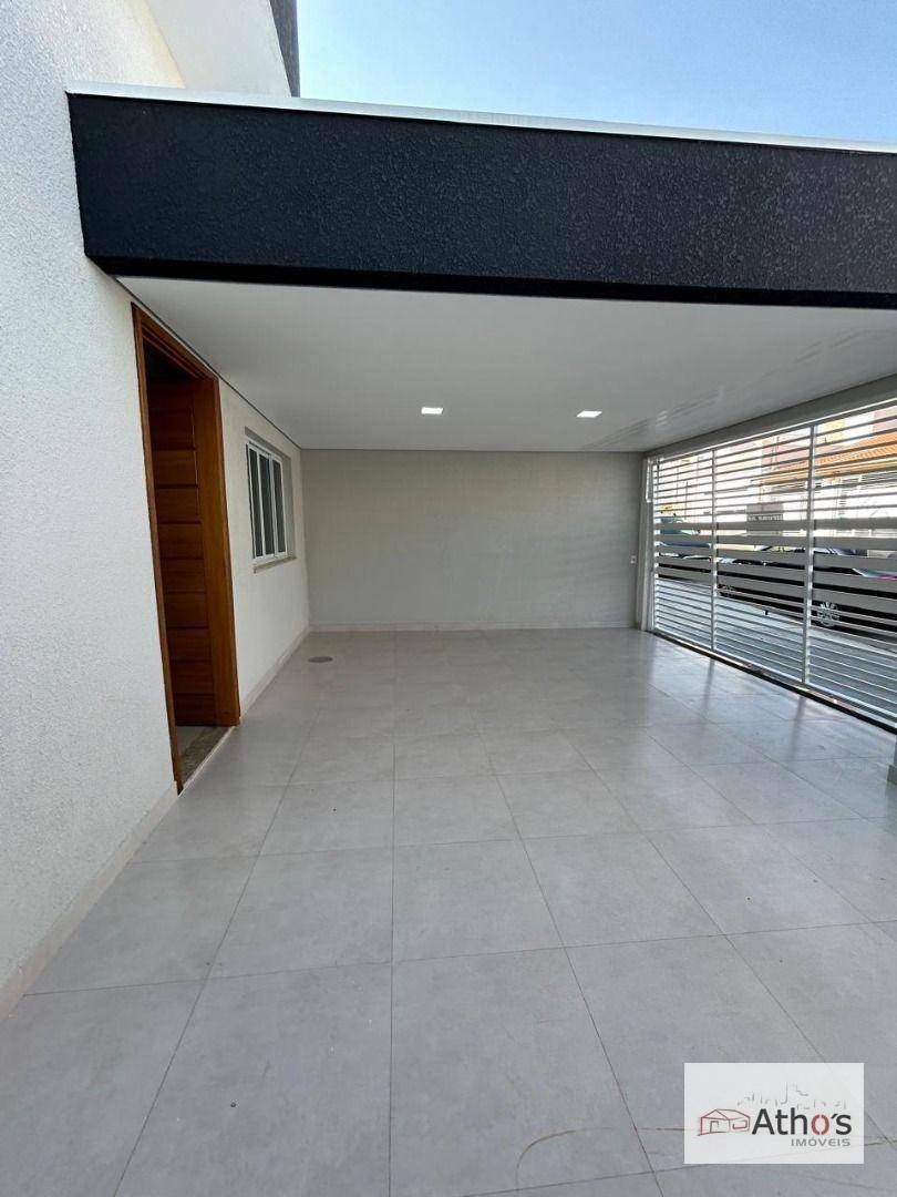 Casa à venda com 3 quartos, 92m² - Foto 2