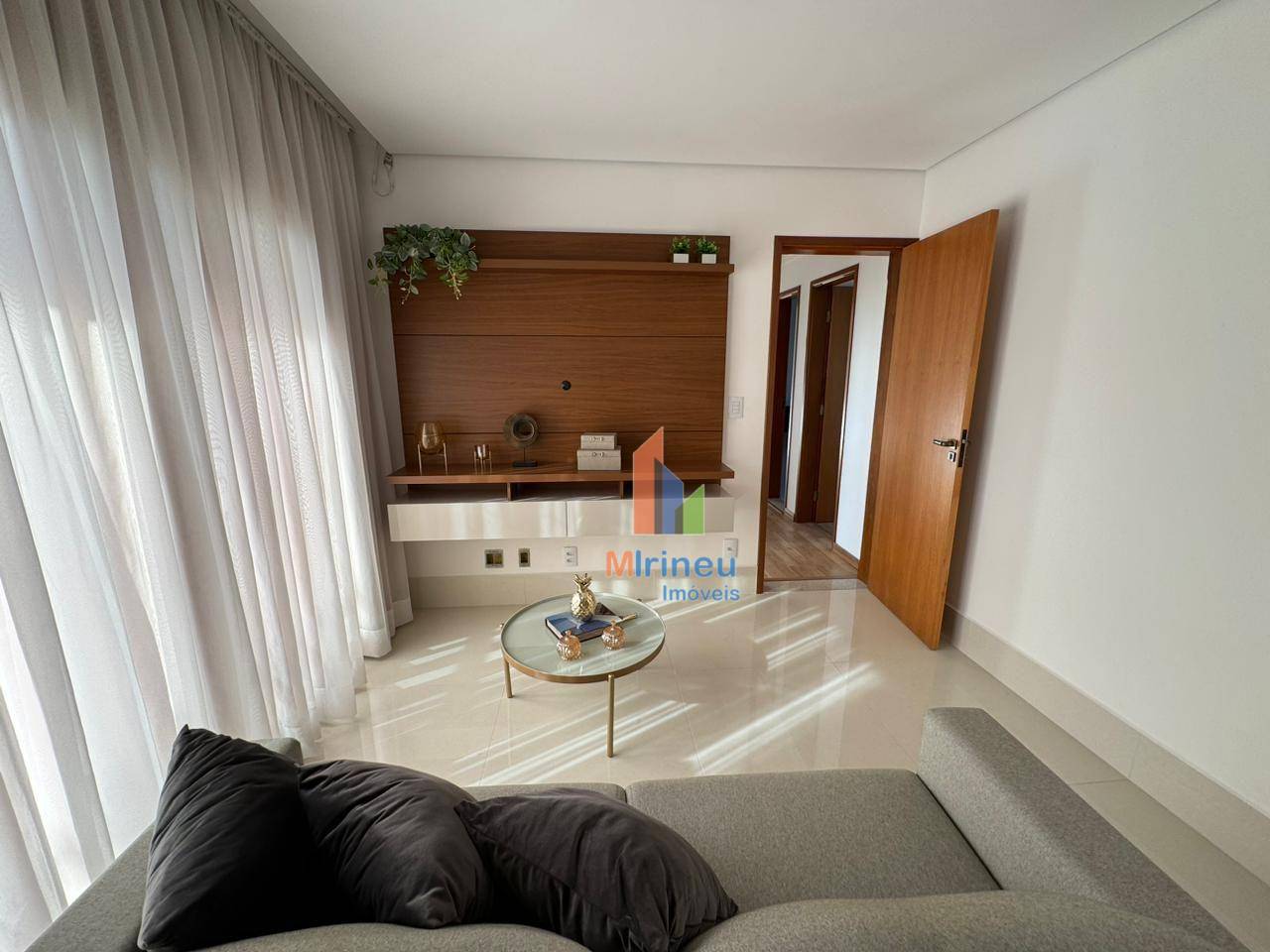 Apartamento à venda com 3 quartos, 110m² - Foto 6