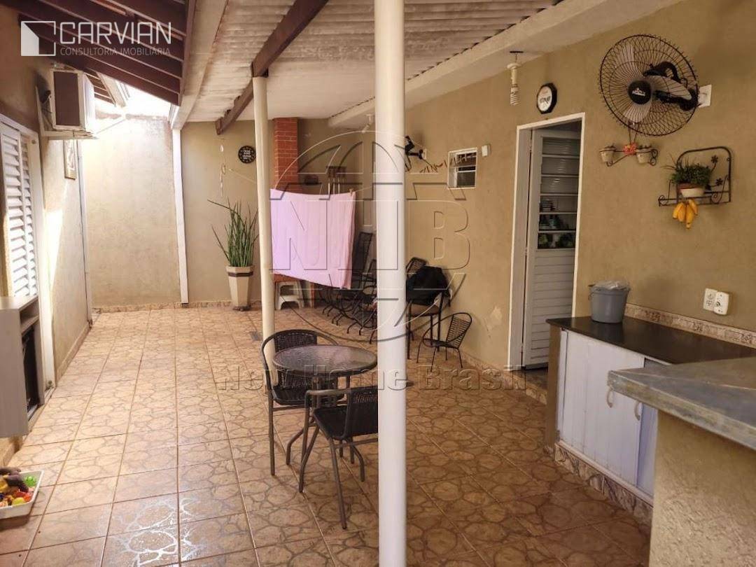 Casa à venda com 3 quartos, 185m² - Foto 13