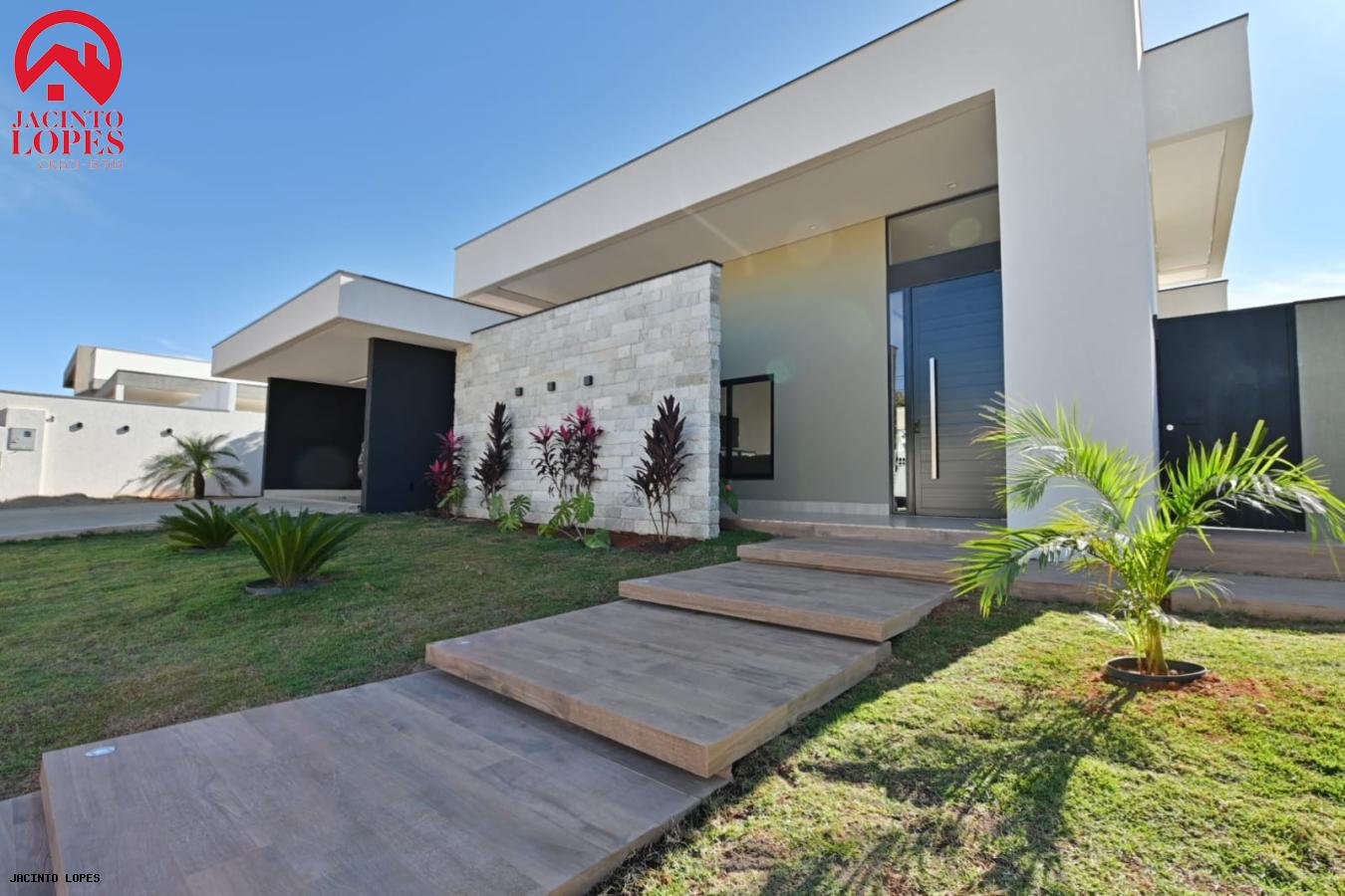 Casa de Condomínio à venda com 3 quartos, 298m² - Foto 2