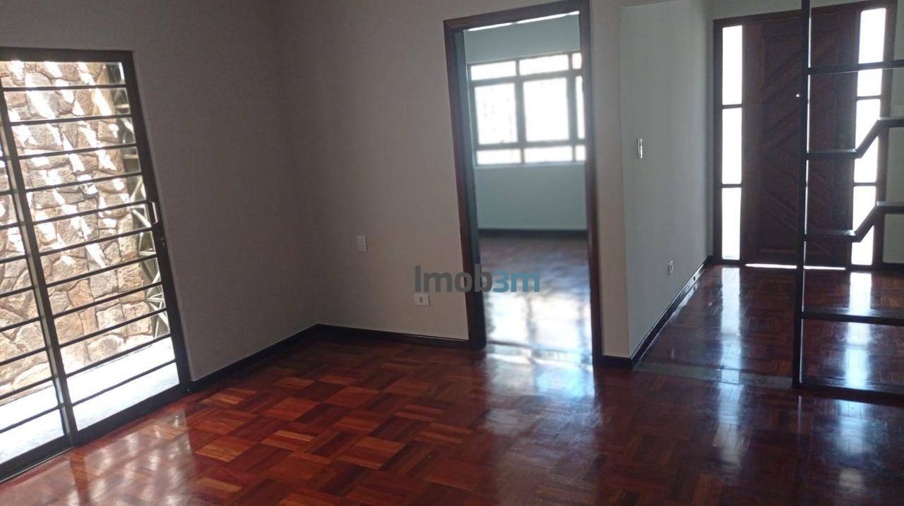Casa, 4 quartos, 280 m² - Foto 4