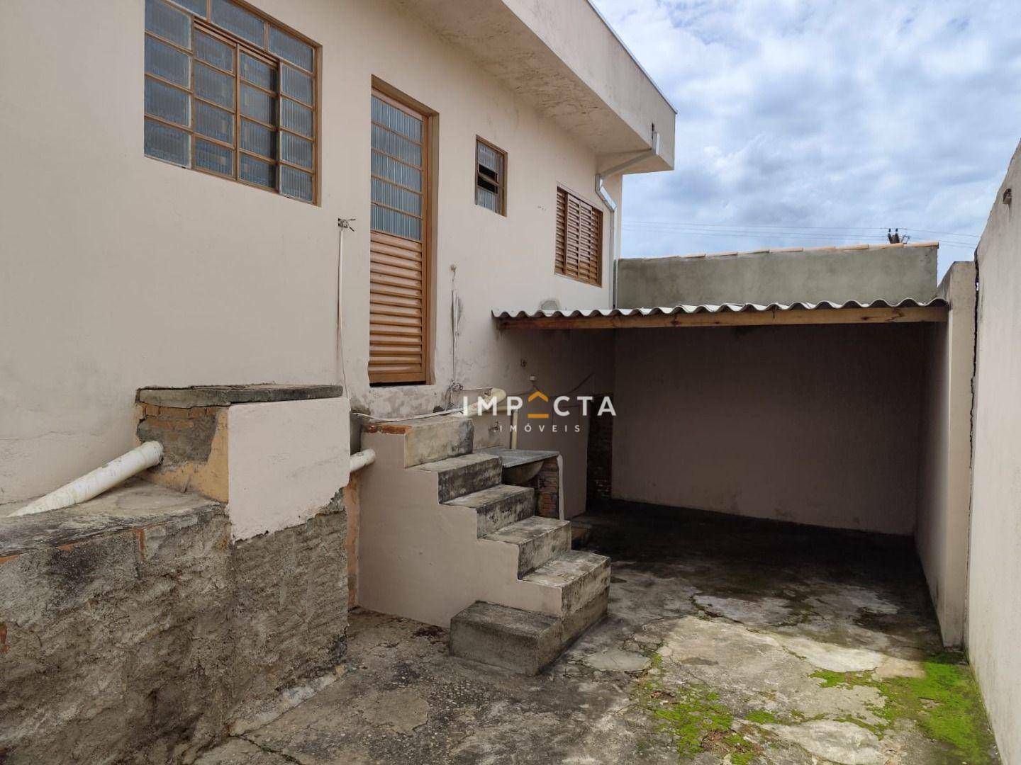 Casa à venda com 2 quartos, 75m² - Foto 2