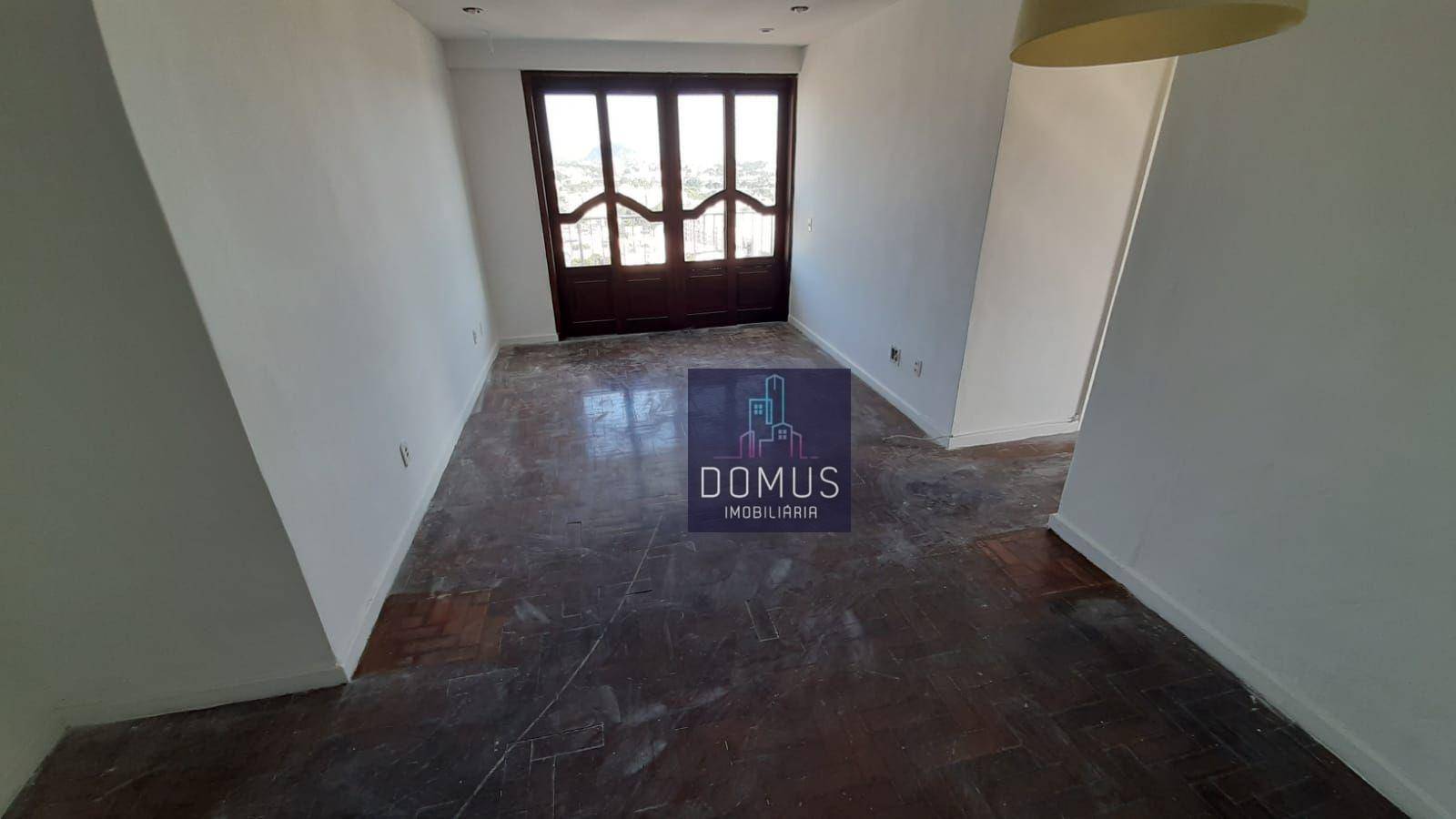 Apartamento à venda com 2 quartos, 76m² - Foto 2